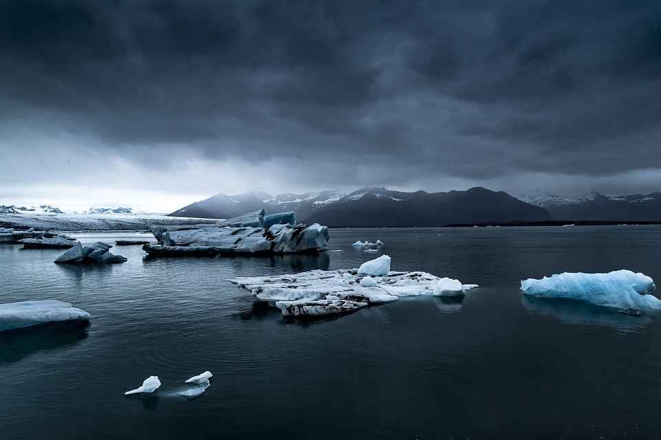 Glaciar-Pizol-Se-Esfuma-Suiza-activistas-calentamiento-global-