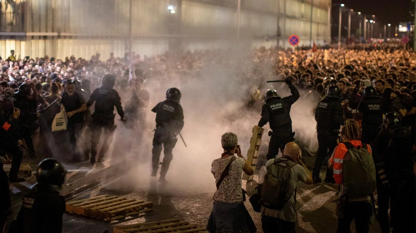 España-castiga-severamente-lideres-catalanes-separatistas-protestas-violencia-Cataluña-