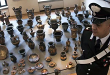 Photo of Anillo de Contrabando: Se Descubren más de 10.000 Antigüedades