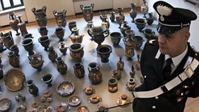 Photo of Anillo de Contrabando: Se Descubren más de 10.000 Antigüedades