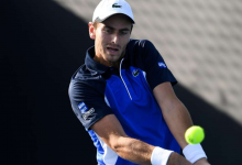 Photo of ¿Jugador de Tenis se intenta aprovechar de una recogepelotas?