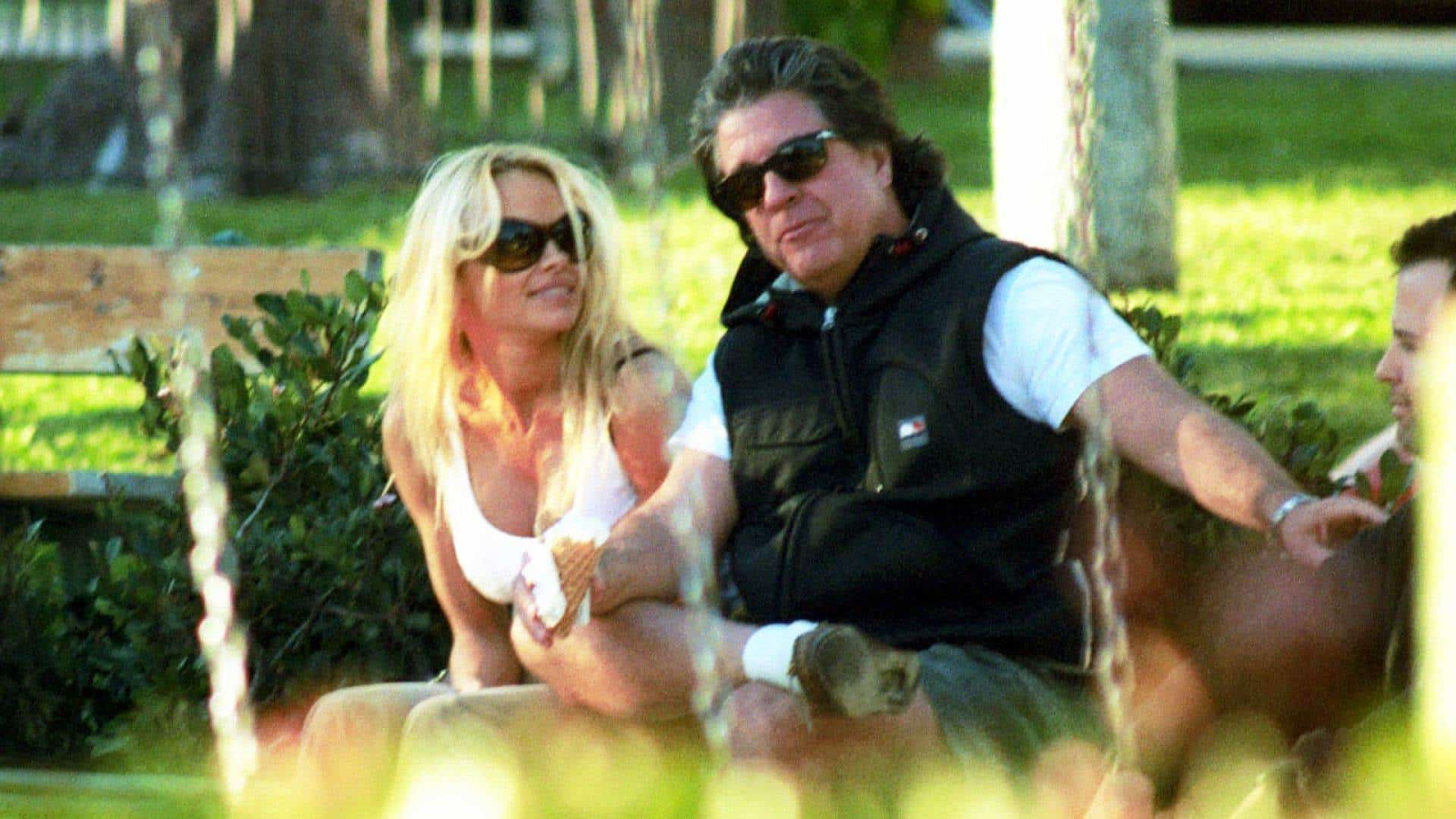 Pamela-Anderson-y-Jon Peters-boda-divorcio-