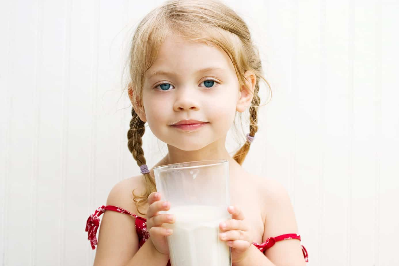 la-leche-de-niños-entera-