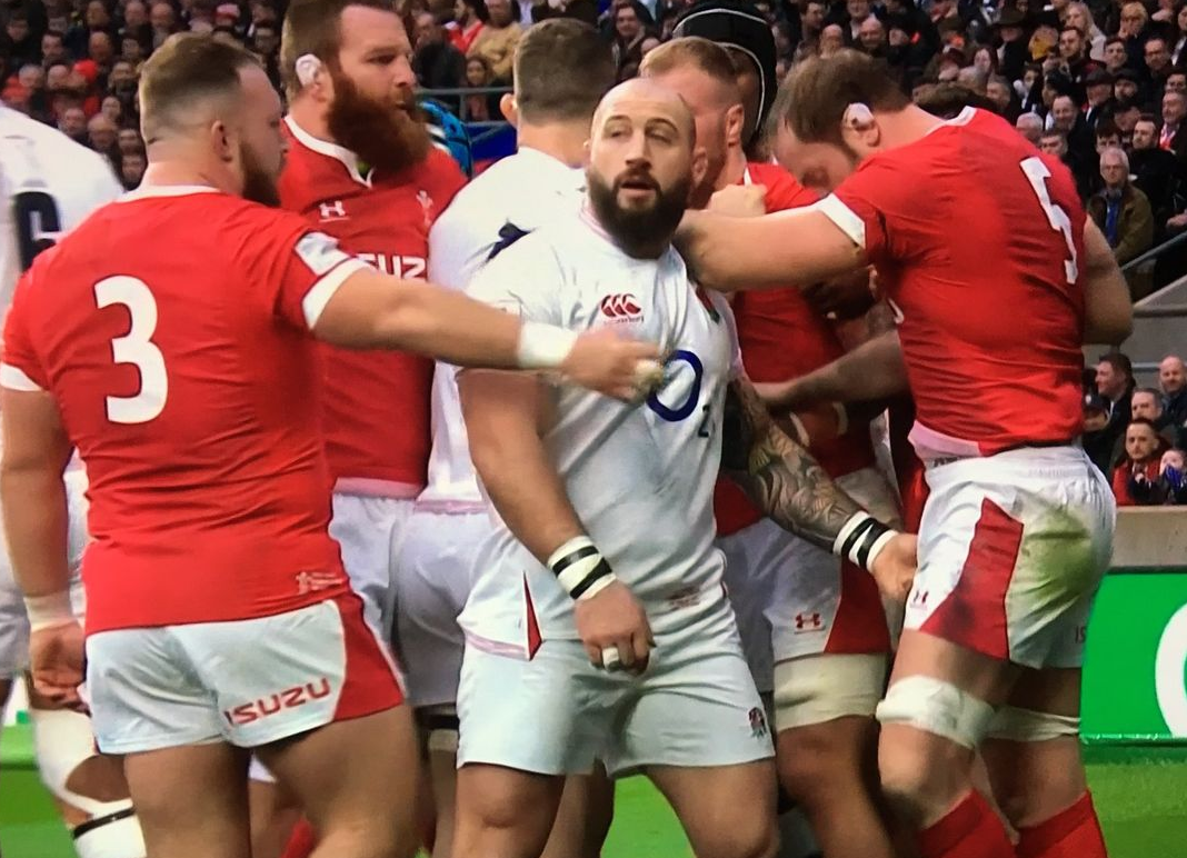 Jugador-de-Rugby-genitales-Joe-Marler-