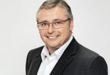 Photo of España: muere Michael Robinson, el ex futbolista y presentador de televisión