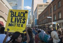 Photo of E.E.U.U: aumentan los casos de covid-19 en medio de manifestaciones y toques de queda