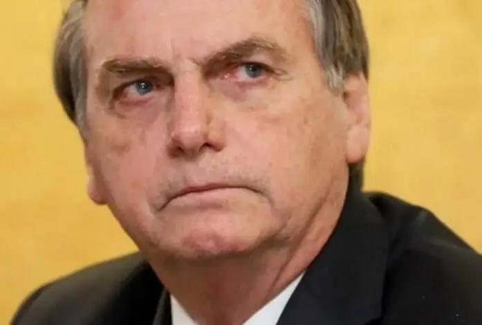 Jair Bolsonaro cercado por la Justicia: allanan su casa y le imponen duras restricciones